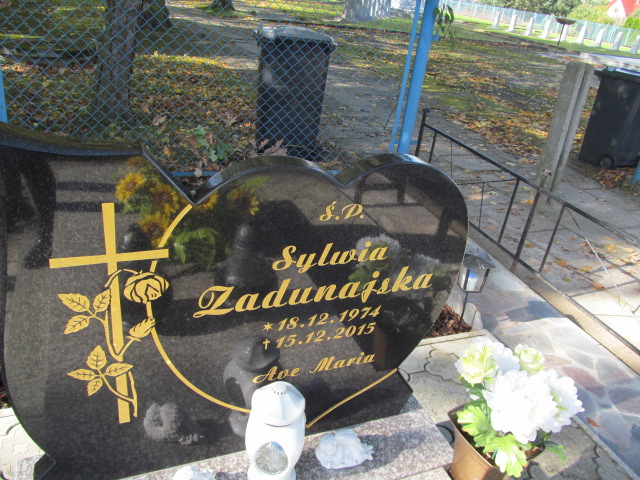 Sylwia Zadunajska 1974 Kożuchów - Grobonet - Wyszukiwarka osób pochowanych