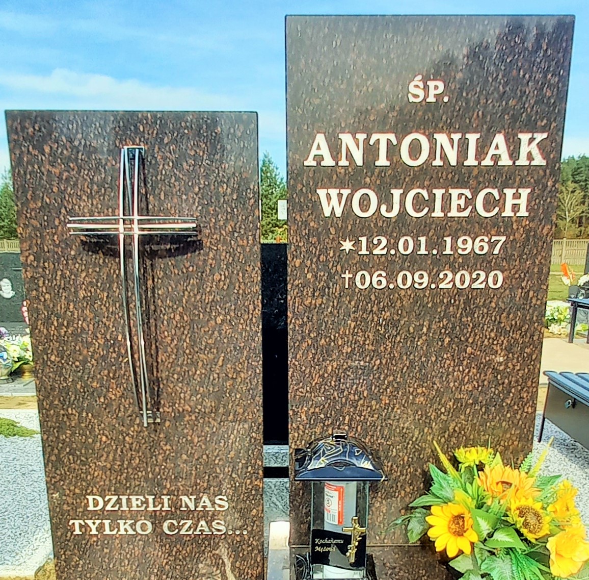 Grób Wojciech Antoniak